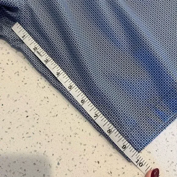 Men's Johnnie-O Shorts Like New 35 - Picture 6 of 6